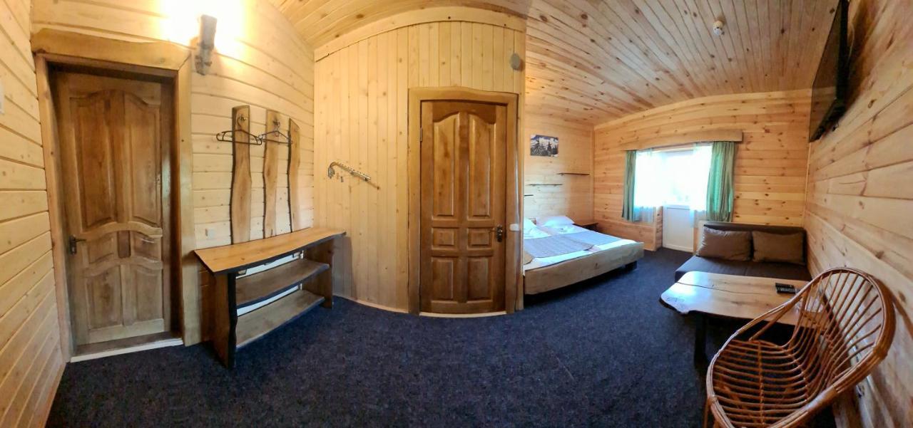 Alpin Eco Chalet & Wellness Dragobrat Exteriör bild